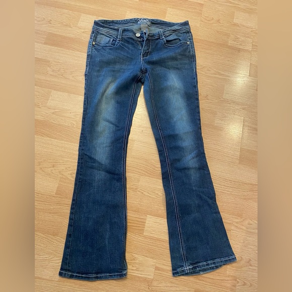 Vanity jeans - Picture 1 of 3